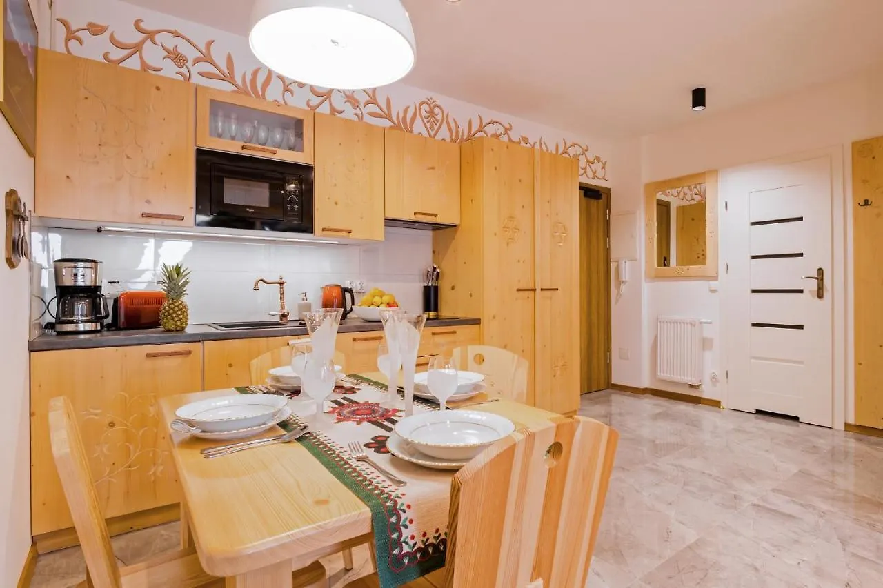 Modrzejewska Residence Apartament Z Goralka Giewont View By Rentilopl Zakopane Apartman
